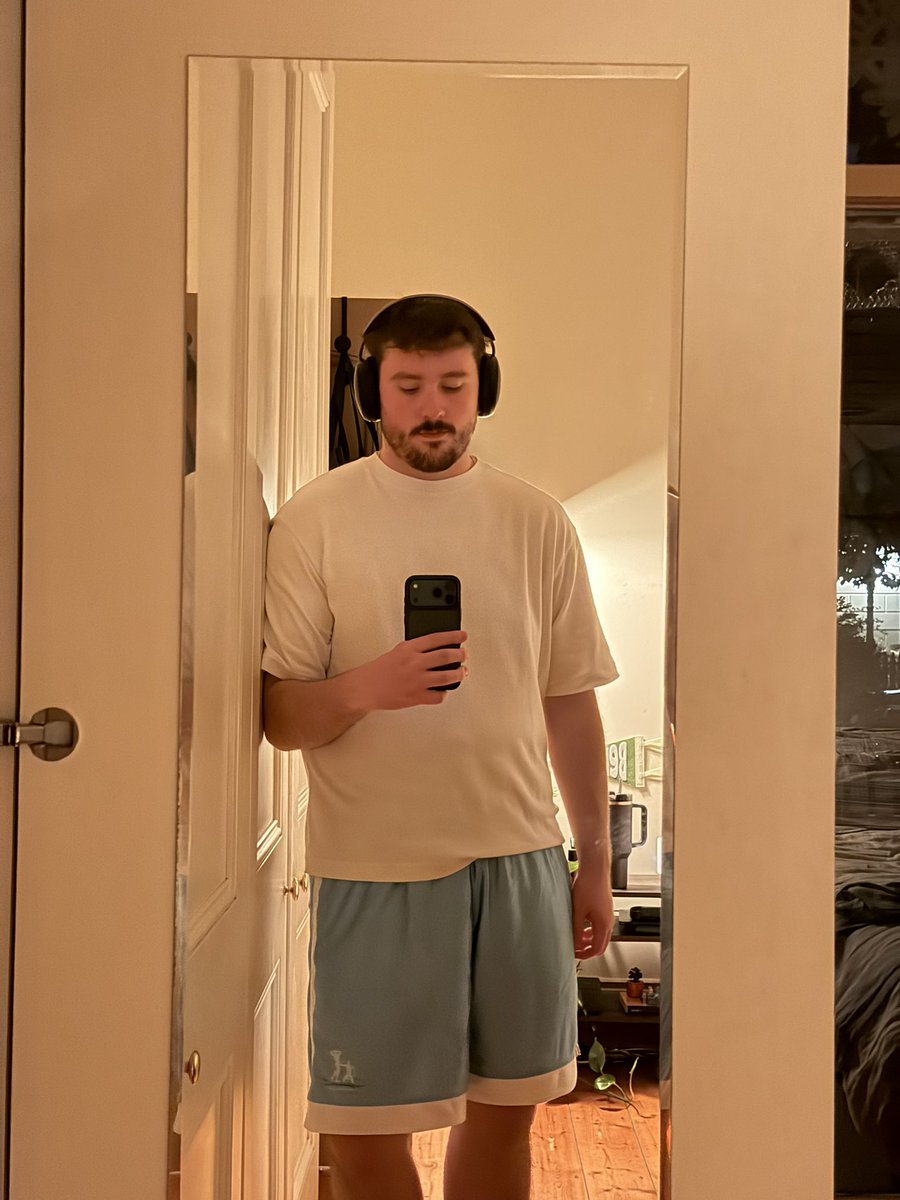 beefcake tweet media
