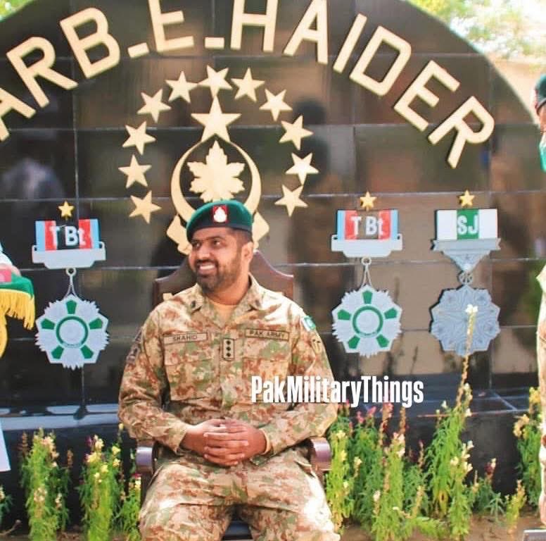 PakMilitary132's tweet image. 4th shahadat anniversary of Maj Shahid Bashir Shaheed

On 22 Apr 2022, He embraced shahadat in an ambush by terrorists at Kohlu Balochistan

He left a widow and two little daughters 

Pride of Nation🇵🇰
Pride of 125L/C ex 22AK/FC Bln
Adjt Cadet College Larkana

#pakarmy #pmt #ispr