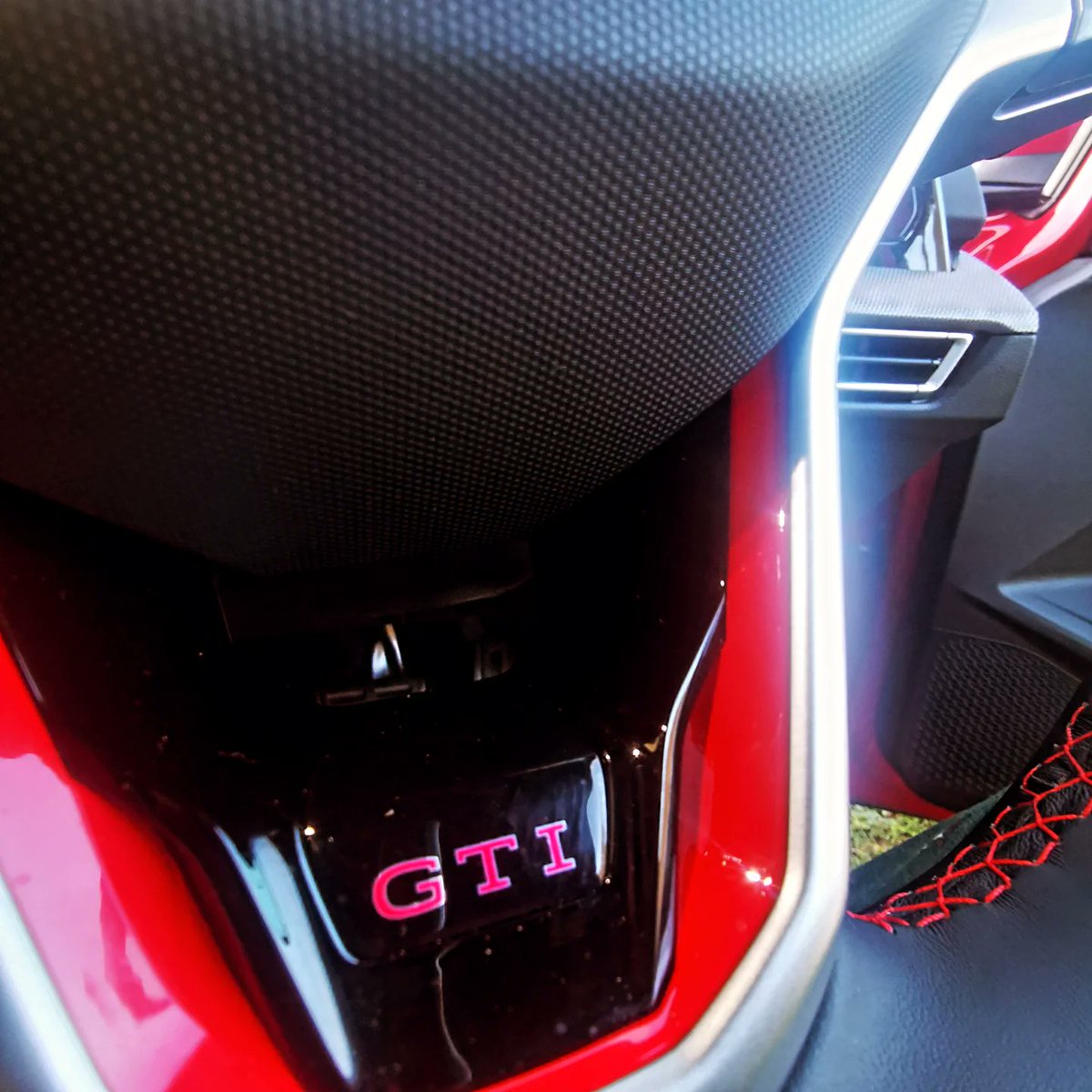 Lorenzio_bonani's tweet photo. We have the @VolkswagenSA
#50YearsOfGolf
#vwgti 8.5 GTI
#VolkswagenInAfrica ON TEST. https://t.co/RsYniJWFro