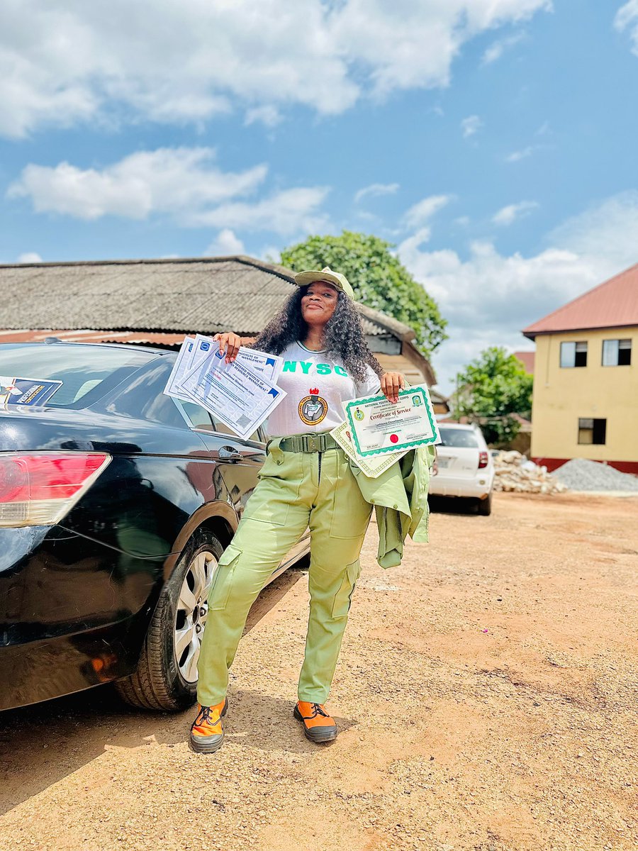 scchinecherem's tweet photo. Today marks the official completion of my National Youth Service Corps (NYSC) program, 2025 Batch A, Stream 1.

For the past 12 months, I’ve had the honour of serving my fatherland.

Corper Confidence chinecherem ~  signed out.

#confidencechinecherem #nysc #softwareengineer https://t.co/GUoUClUK65