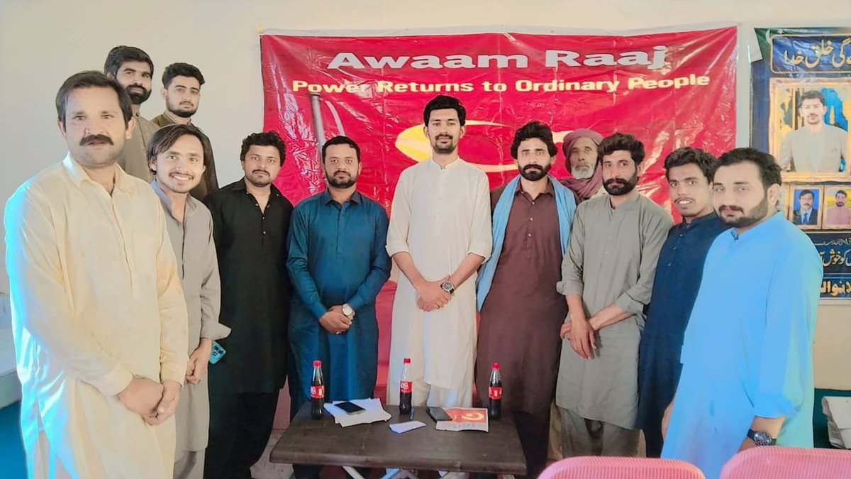 Rafaqat_Ali512's tweet photo. نوجوان وہ چراغ ہیں جو روشنی دیتے ہیں۔
ان سے ہی قوم مضبوط بنتی ہے۔
سچائی ہی اصل طاقت ہے۔
خوف کو چھوڑنا ضروری ہے۔
باشعور لوگ ہی تاریخ بناتے ہیں۔
آؤ حق کا ساتھ دیں۔
@iqrarulhassan https://t.co/1PMAzGSjn2