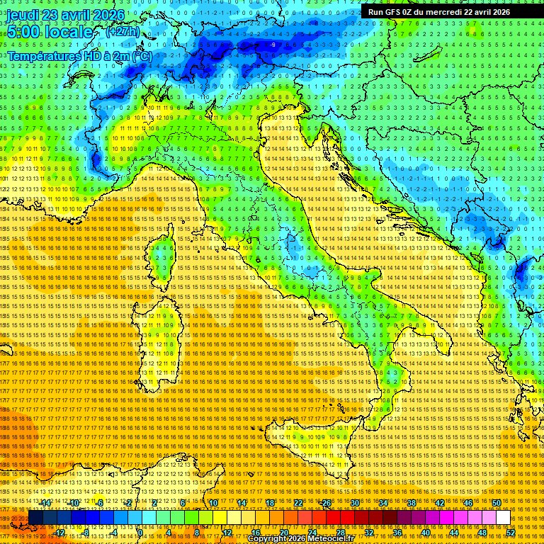 MMmarco0's tweet photo. All’alba di domani in molte zone d’Italia sembrerà di essere tornati indietro di qualche settimana.

Questi sono i valori minimi previsti per giovedì 23 aprile. Nelle zone montane alpine e appenniniche si potrà scendere sotto zero. 

Sulle zone collinari delle regioni adriatiche e nelle valli interne del Centro Italia le minime si porteranno in genere tra 3 e 6 °C. Città come Arezzo, Firenze, Perugia, Rieti, Terni, Urbino, Macerata e Ascoli Piceno potranno registrare valori intorno ai 4-5 °C. Farà ancora più freddo a L’Aquila, Campobasso e Potenza, dove le minime sono previste di poco sopra lo 0 °C.

Sulla Pianura Padana e sulle regioni tirreniche i valori minimi si manterranno in genere tra 7 e 10 °C. Più alte invece le temperature minime sulle due Isole Maggiori, sulla Calabria meridionale e sul Salento, dove si resterà generalmente sopra i 10 °C, con valori per lo più compresi tra 11 e 13 °C. E non è finita qui.

La notte successiva, quella tra giovedì 23 e venerdì 24 aprile, le minime scenderanno ulteriormente al Sud Italia e sulle due Isole Maggiori: ne parlerò in un prossimo post.