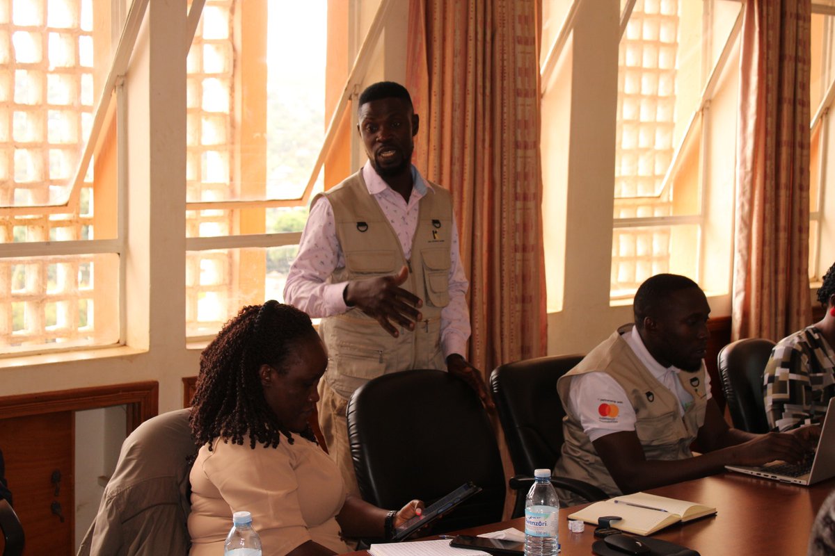 kadiuganda's tweet photo. #ReviewMeeting: Held a successful meeting with Mpigi district officials to identify areas of synergy to ensure effectiveness in the implementation of Empowering Youth through Data &amp; Community Development(EYDCD) project funded by @CRVPF1. The meeting was attended by: RDC, CAO, etc https://t.co/wcrDRNIySu