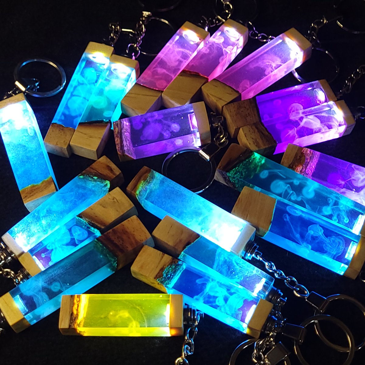 NEMO@FOURSOMETOYS tweet media