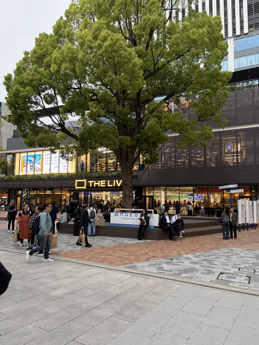 くすまち tweet media