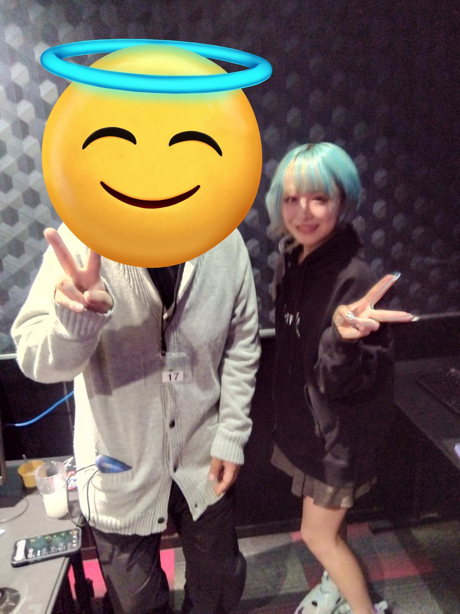 Hiyoko_captain4's tweet photo. あすかさんとべてぃちゃんと対決できたのめちゃくちゃいい思い出！！！！！
アールさんとはししろんのクリスマスの時に果たせなかった対決出来るかと思いきやまたしても無念w
大須さん25日のアリュゼウス期待してますwww
HyperXjapanさん素敵な企画をありがとうございます！！！！
#ハイパーアール旅 https://t.co/vAHxKwGBqC
