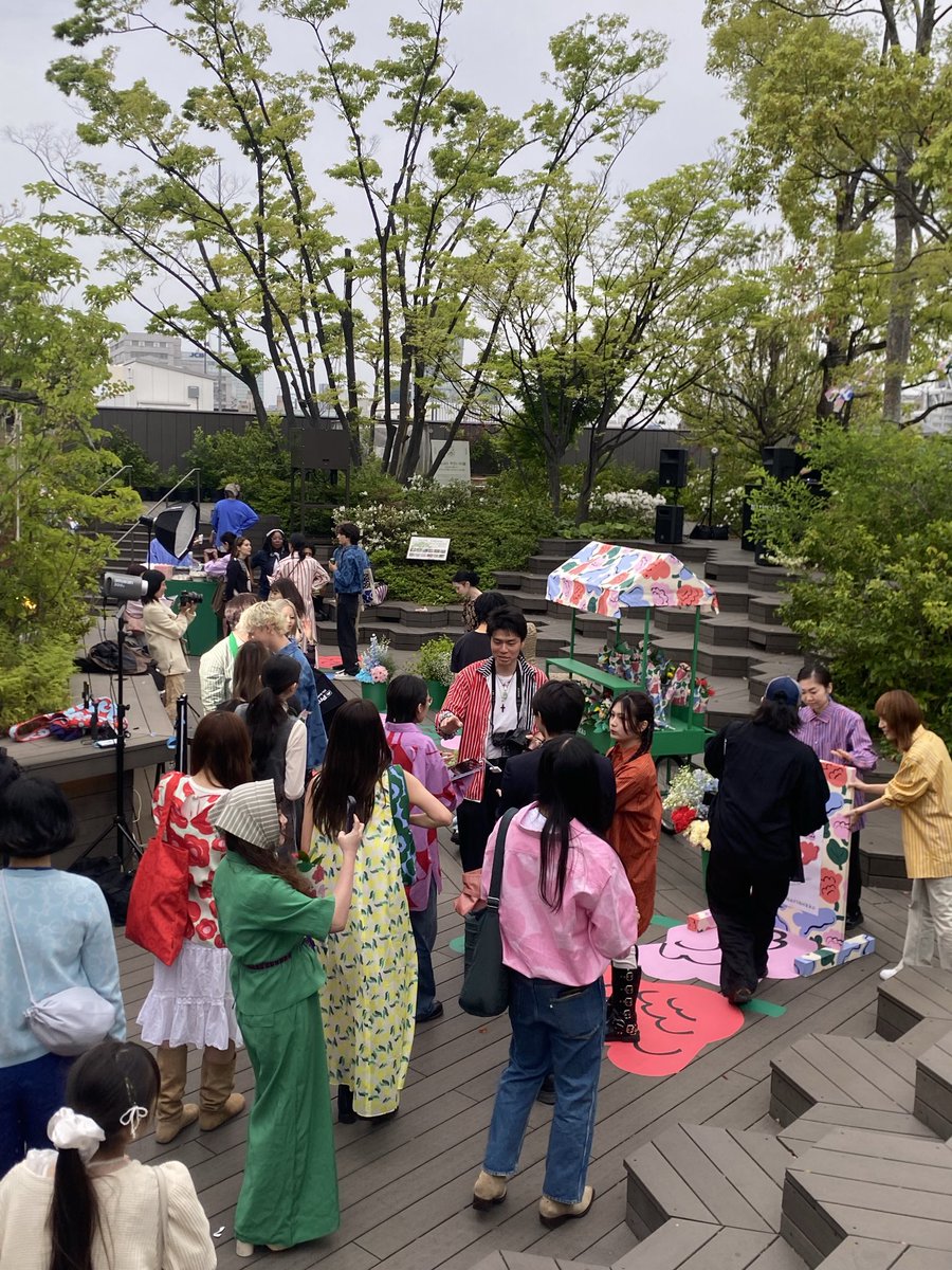 mashroom_tokyo's tweet image. 〝 Marimekko Day - Art of flowers in Tokyo 〟

4月25日（土）、4月26日（日）
東急プラザ表参道「オモカド」6F 
おもはらの森にて開催

#Marimekko #マリメッコ　@marimekkojapan @Marimekkoglobal