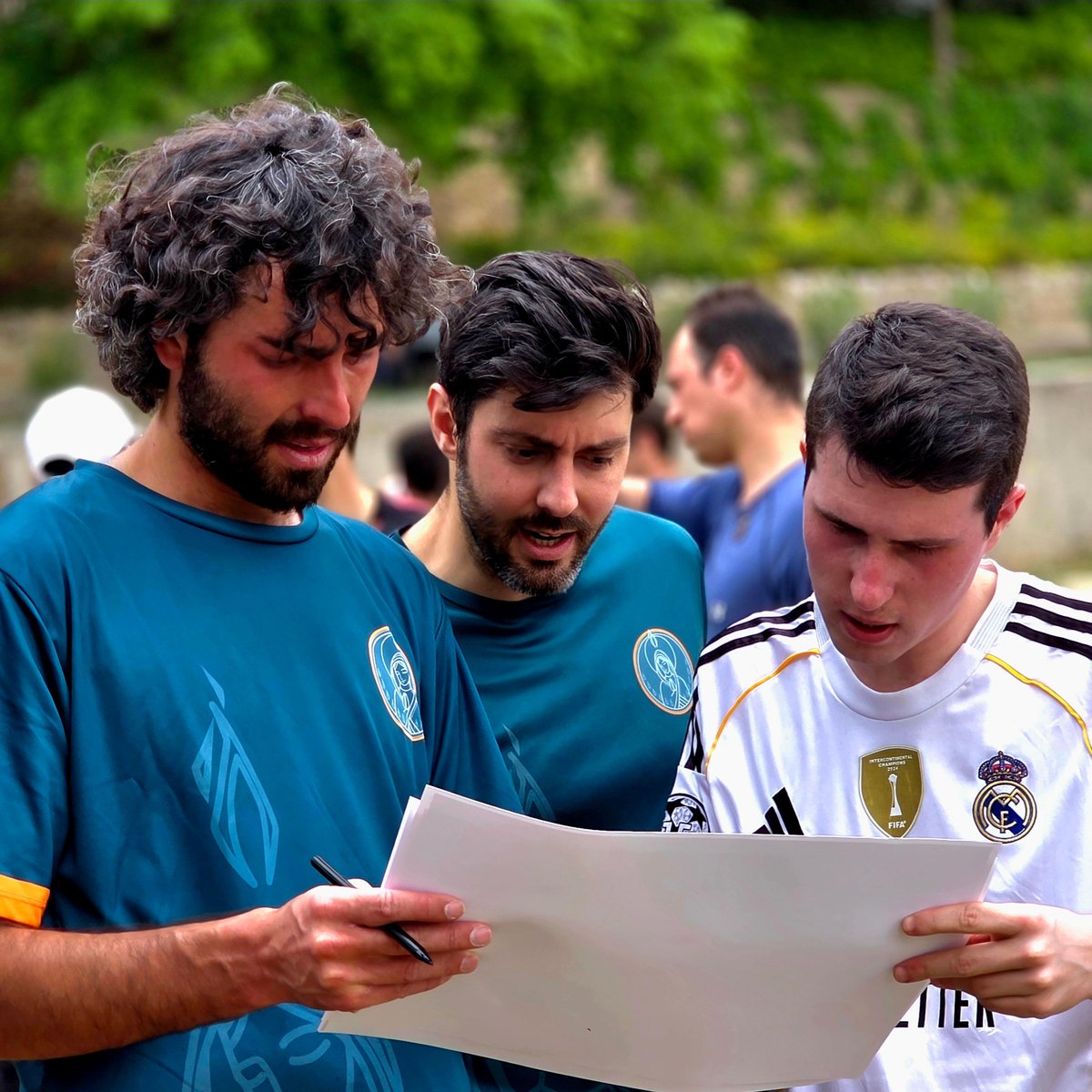 UniSanDamaso's tweet photo. ⚽Deporte, convivencia y buen ambiente en la @UniSanDamaso
Ayer, estudiantes de distintas facultades celebraron los tradicionales torneos deportivos en el Seminario Conciliar de Madrid.
¡Una jornada para compartir, competir y disfrutar!
#UESD #VidaUniversitaria #Deporte https://t.co/dMunPyxNBD