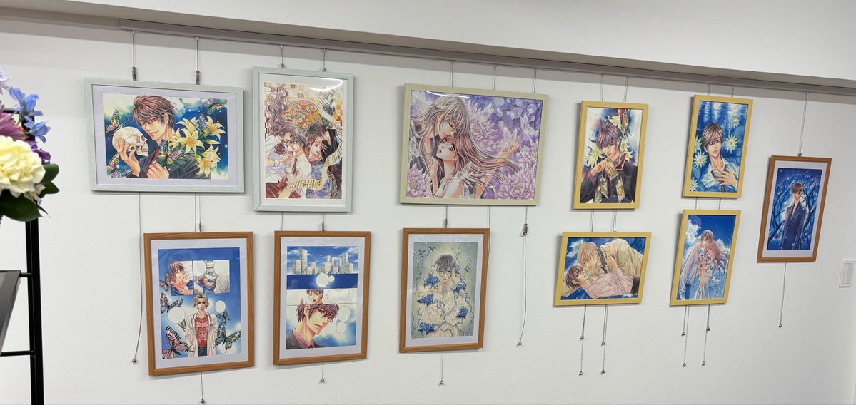 大判イラストは残り一点のみですが、週末まではメイン展示予定です