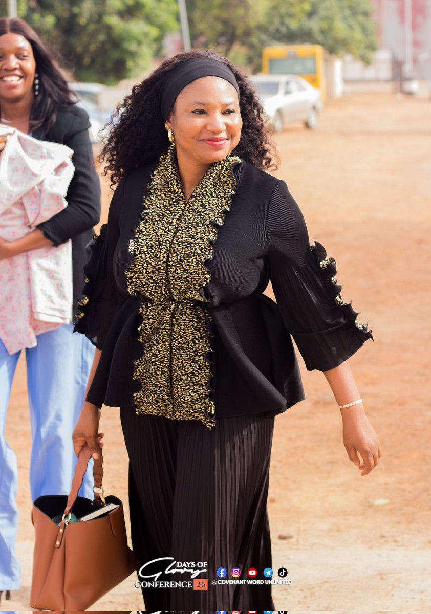 Covenant_Place's tweet image. We came back for more at the Evening Session of DOGC Day 2! Our mouths were open wide in expectation, and our God filled them to overflowing! 👐 (Ps. 81:10)

#Day2Highlights #DaysOfGlory #dogc26 #DaysOfGloryConference #EverIncreasingGlory #April #leapsandbounds

#CovenantWord