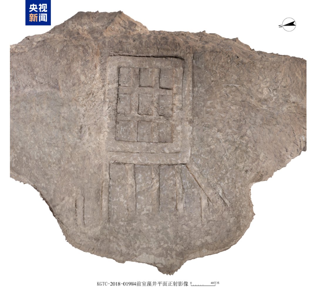 FreshChangan's tweet image. Chinese archaeologists have unearthed a large 4th-century royal tomb in #Shaanxi, believed to date back to the Sixteen Kingdoms period. Though looted, its structure remains intact. Among just 17 #relics found, a rare tea-dust glazed porcelain vessel stands out. #Archaeology