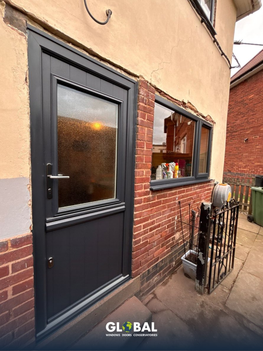 global_windows's tweet photo. Full renovation support in #Dronfield 👇

– 9 windows
– French door
– 2 composite doors

All in anthracite grey on white.

Now it’s ready for rendering + final touches.

This is where a house really starts to feel like a home.

What do you think of this colour combo?

#Sheffield https://t.co/DWkUPiOOH8