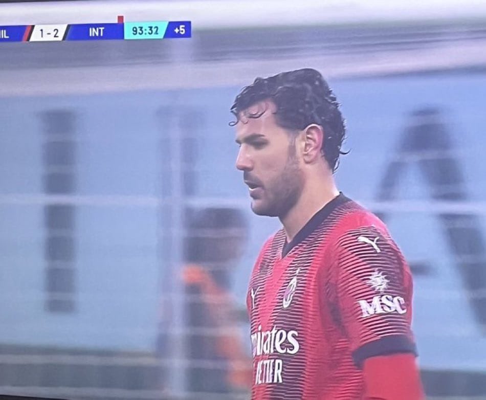 eman 🇧🇭 tweet media