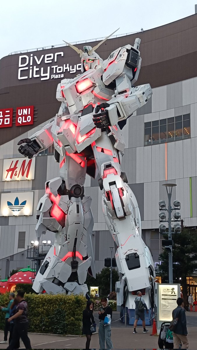 ろーく tweet media