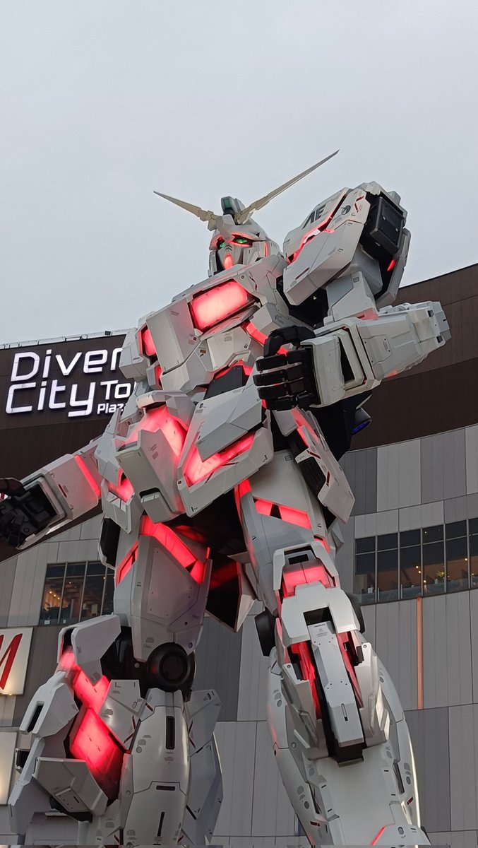 ろーく tweet media