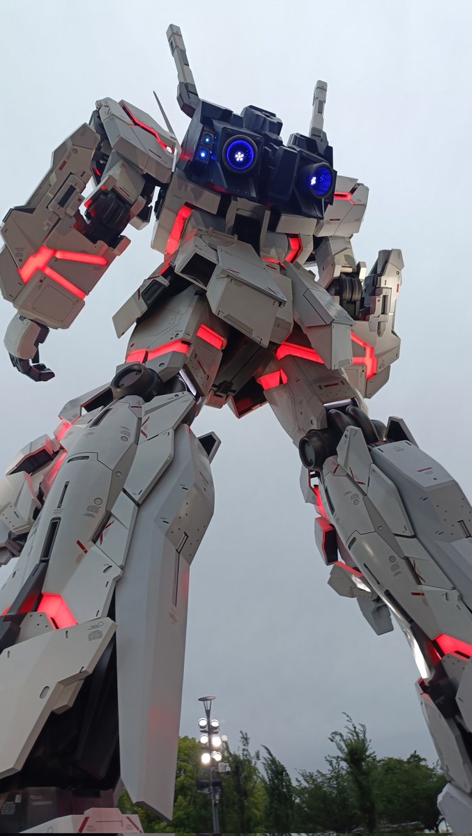 ろーく tweet media