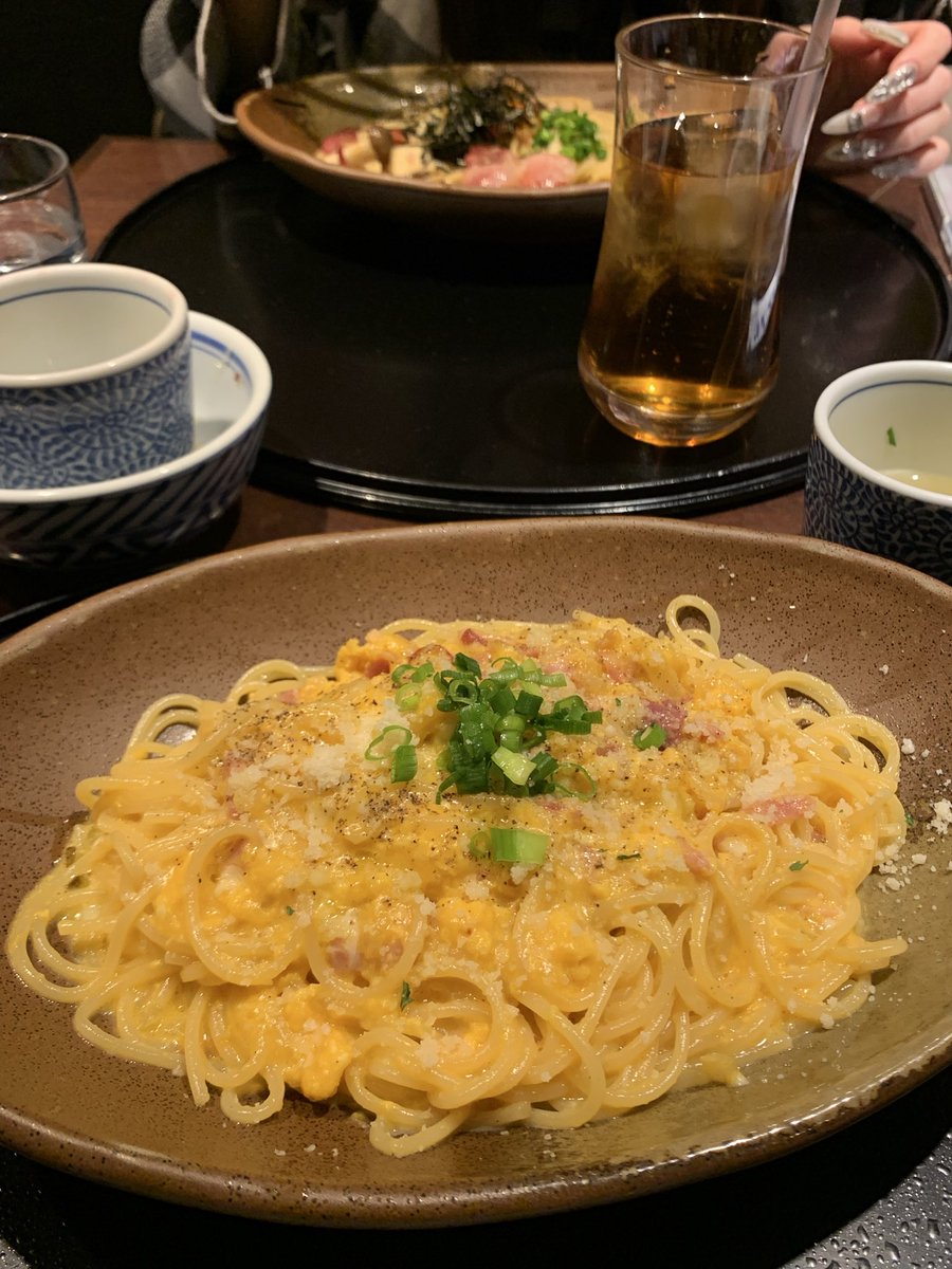 【洋麺屋五右衛門 NAMBAなんなん店】
大阪市中央区難波5 NAMBAなんなん B1F

ゆであげのスパゲッティー🍝
女性は大好きよね　このお店🙌

Wガーリックペペロンチーノ🧄か
玉子のペペロンチーノ🥚で悩みまして
カロリーマシマシの玉子ペペロンチーノ☘️