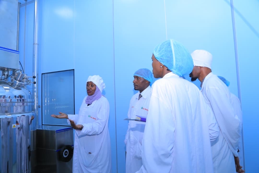 Hon. Eng Asiimwe Jonard. tweet media