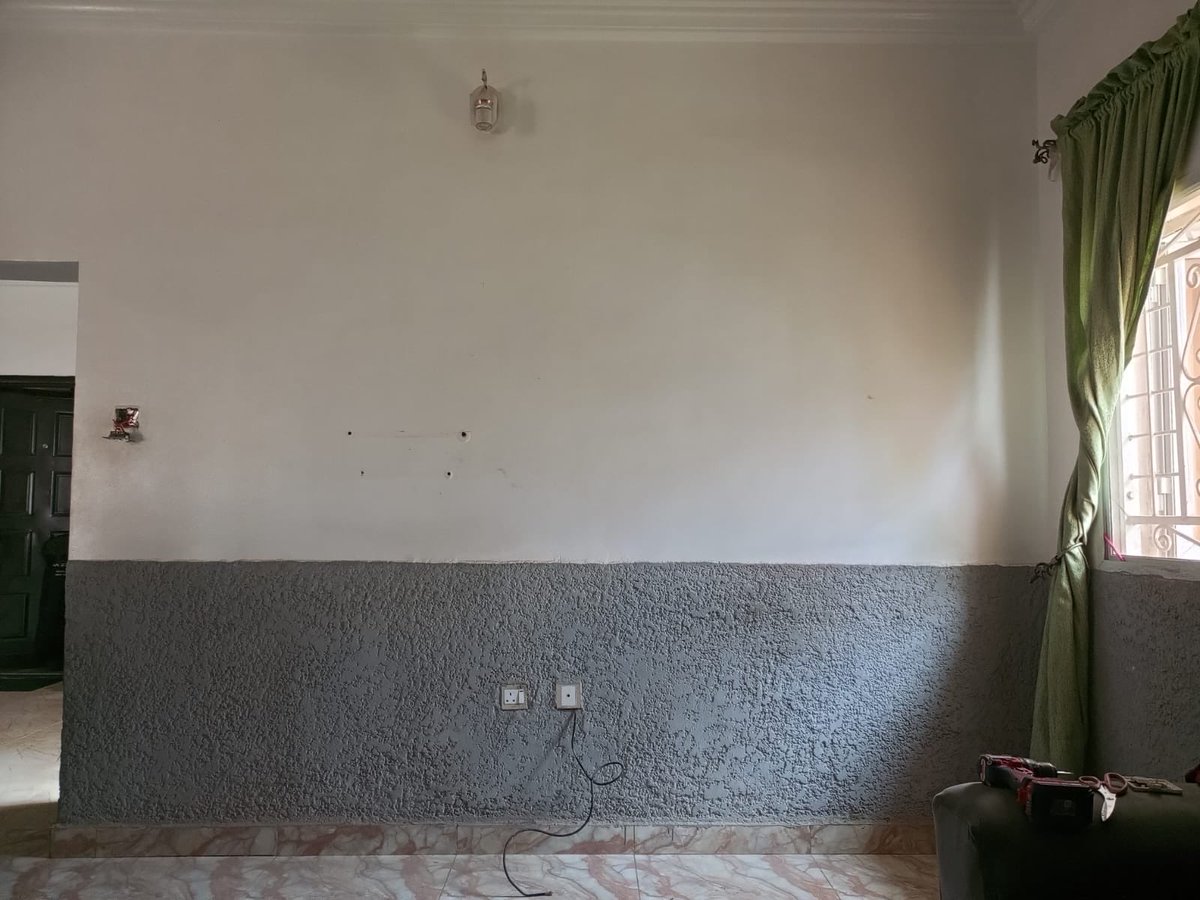 furnitureplusni's tweet image. Before: plain wall 😩  
After: sleek TV console + luxury panel + LED glow ✨  

Ready for your upgrade?  
📩 DM now  

#BeforeAndAfter #AbujaInteriors #HomeUpgrade #ModernLiving