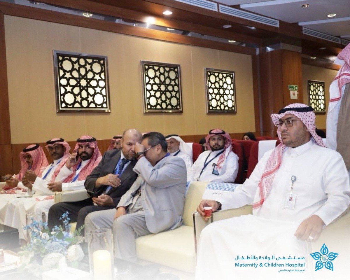 p_r_mch's tweet photo. شهد الملتقى حراكاً معرفياً من خلال:
✅ جلسات حوارية أدارها نخبة من أهل العلم والمعرفة.
✅ أركان استشارية للإجابة على تساؤلات الأهالي.
✅ منصات توعوية بأحدث طرق التأهيل والتعامل.
شكراً لكل من شاركنا في تعزيز الوعي ودعم هذه الفئة الغالية. https://t.co/Dq5ZJRGCbP
