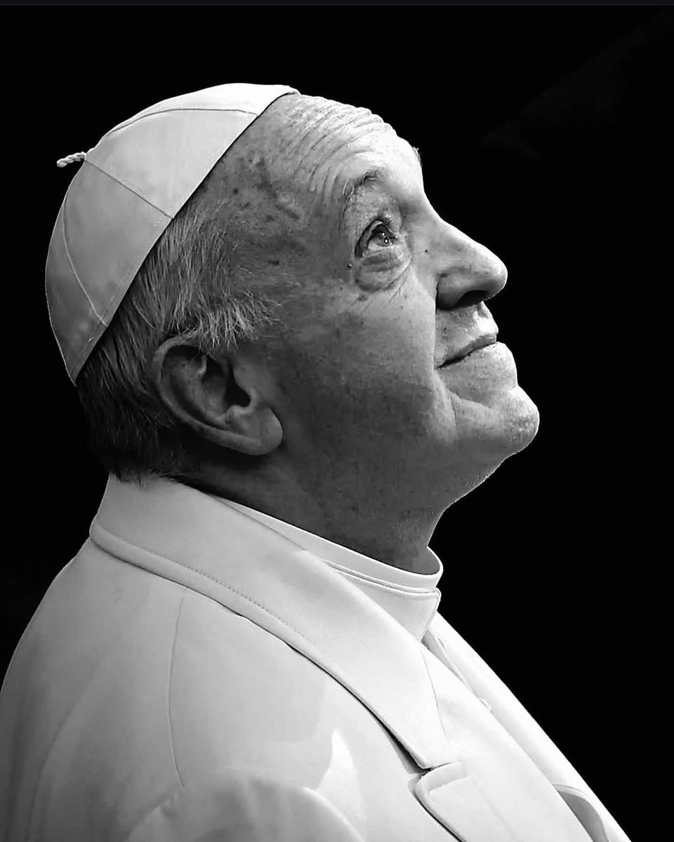 zolanews_net's tweet image. Religion : un an après sa disparition, le pape François reste une voix universelle de paix et de fraternité 
zolanews.net/religion-un-an…
Contactez notre rédaction au : +243 894683513
#pape #vatican #rome #mort #religion