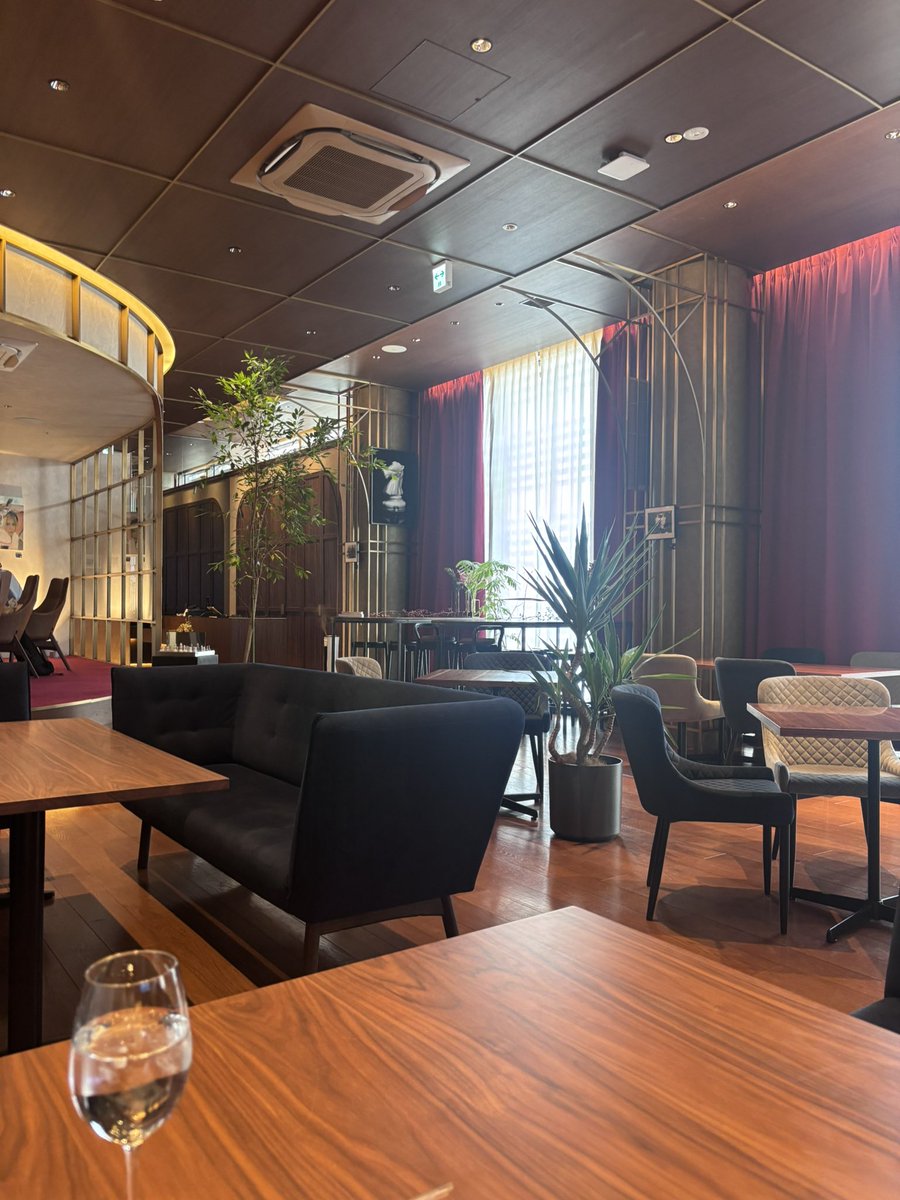 𝑁𝑜𝑒𝑐ℎ𝑖 tweet media