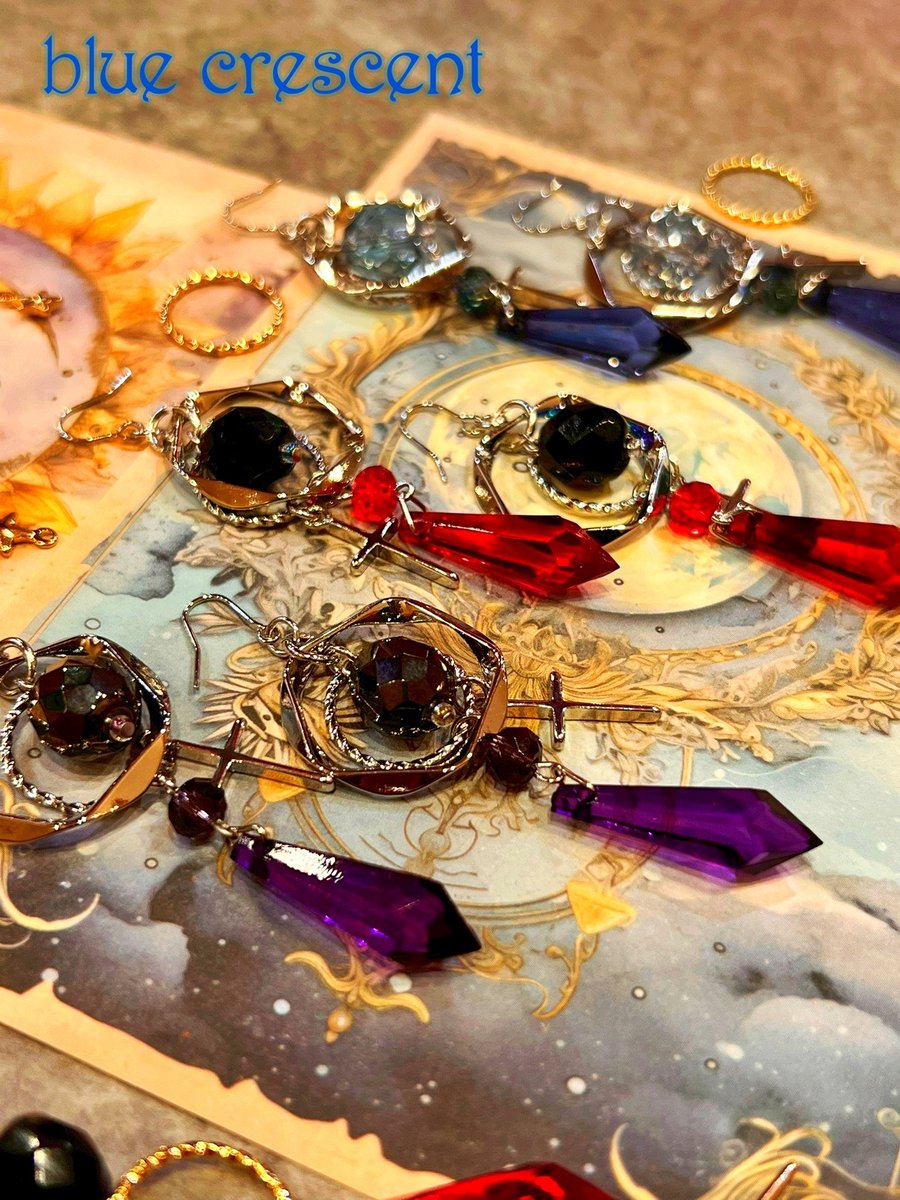 blue crescent@5/5,6アルトヴァリエ東2よ26 tweet media