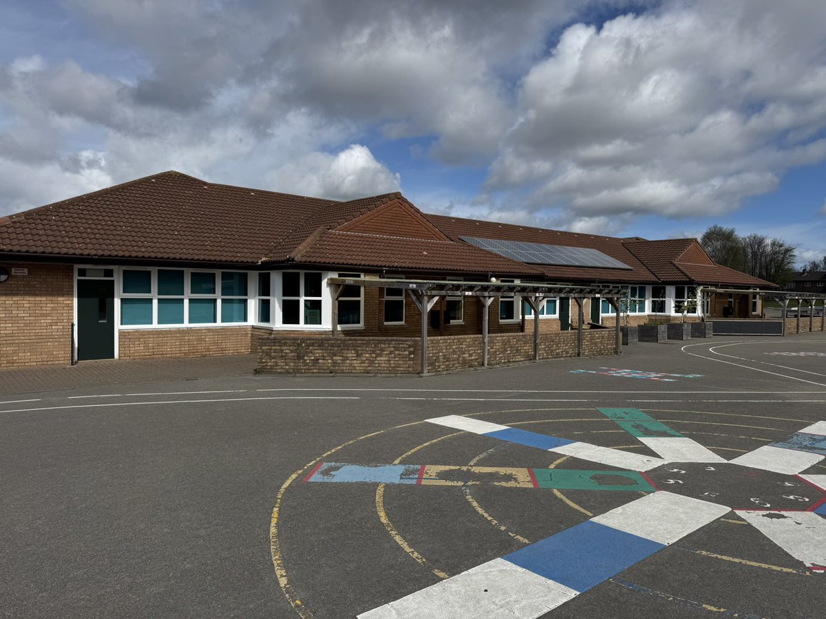 spotonwindows's tweet photo. Another school window clean completed. ✔️

Keeping school buildings looking clean, bright, and well presented for staff, pupils, and visitors.

📩 Contact@SpotOnWindowCleaning.com  
📱 07786831032  
☎️ 0800 1777799

#WindowCleaning #Gateshead #Newcastle #SpotOnWindowCleaning https://t.co/oTkuZ9EqmP