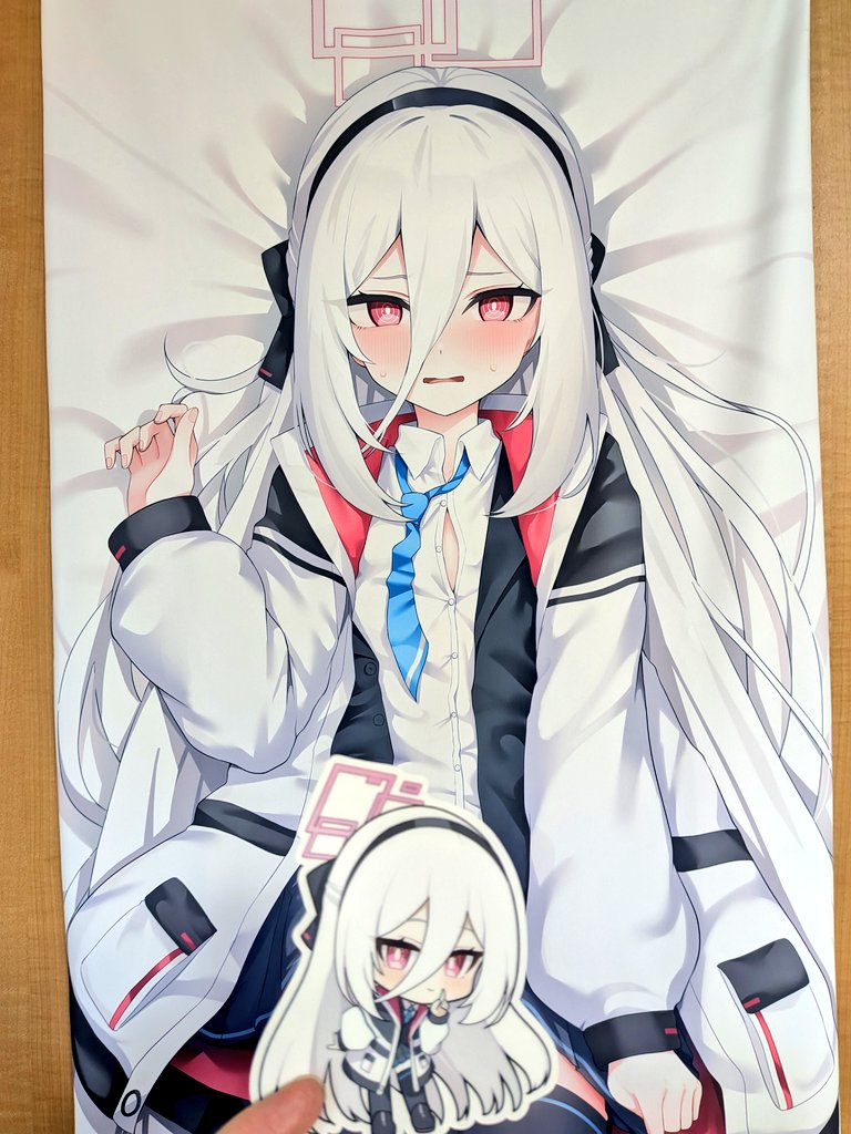 アオトーメイ tweet media