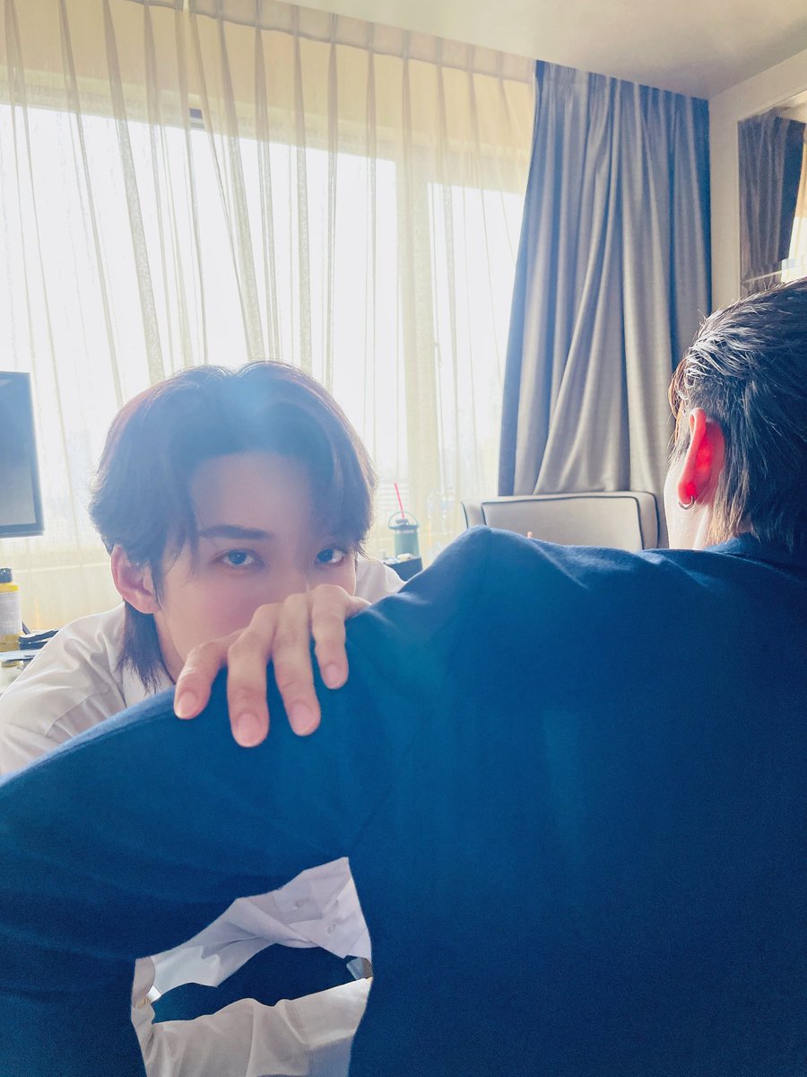 Leesyatee tweet media