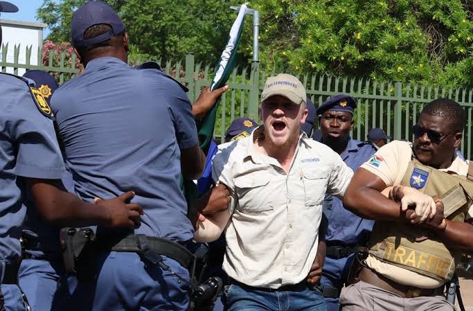 Bianca van Wyk tweet media