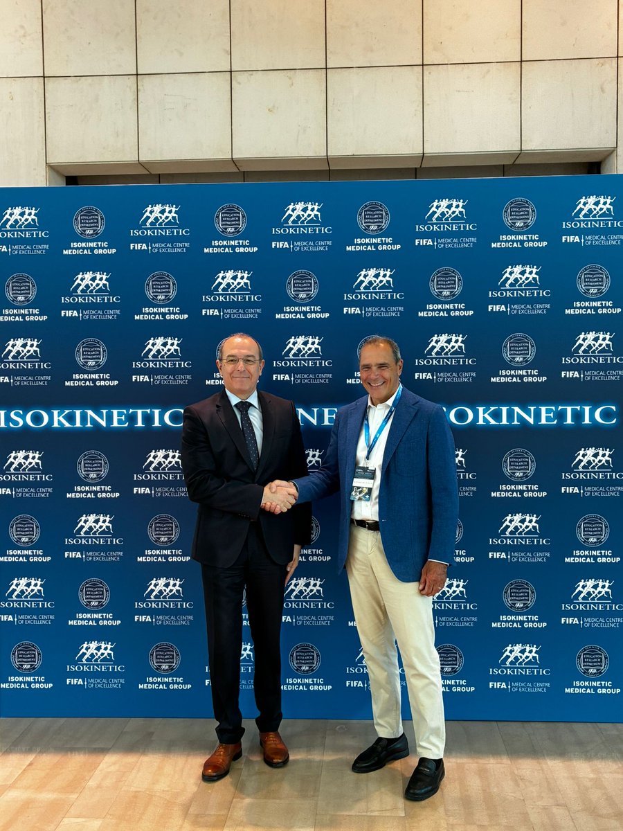 Italy in Greece tweet media
