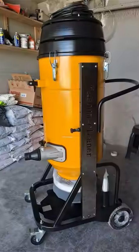 Neal38468451's tweet photo. Machines successfully received in Ecuador! https://t.co/hOZMUW3ysB