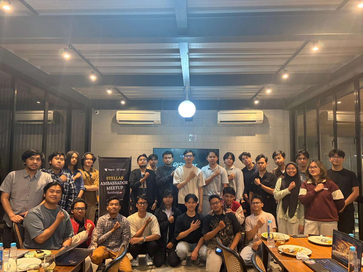 Indo_Stellar's tweet photo. Our Stellar Ambassador Meetup in Bandung was a blast 🚀 20+ ambassadors showed up ready to build on Stellar, and this is just the beginning

Want to join? Follow us and DM 👀 https://t.co/dF4ydiOaVh