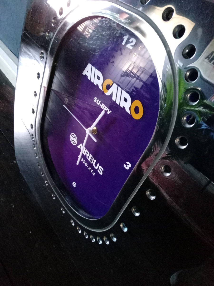 AeriumUK's tweet image. Stripped/polished window panel taken from an @Airbus 320-214 which flew for @Aircairo, looking all flash! Available here: rb.gy/dt0gxd #avgeek #shopindie #pilots #MHHSBD #mancave #aircairo #egypt #airbus #cabincrew #interiordesign #clocks #industrialstyle #purple