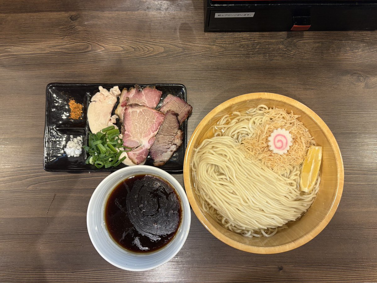 極汁美麺umami tweet media