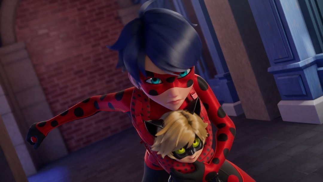 gladsonxt's tweet photo. Nossa mas ela combinou TANTO com cabelo curto mds, realmente deu pra sentir um ar de maturidade nela.

Não sei como não gostaram, por mim ela poderia optar por esse cabelo mesmo que seja apenas como Ladybug. Tipo olha como essa mulher fica perfeita mds #mlbtwt https://t.co/Hq7SZJ21eh