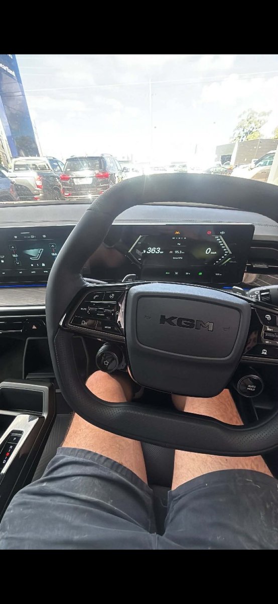 Sparky777 tweet media