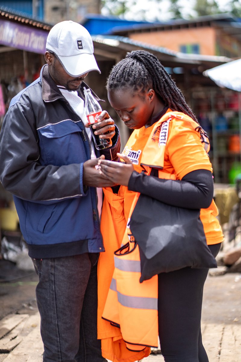 pakakumi's tweet image. Ground imekubali🔥 

Pakakumi imedunda na goodies vinoma🔥

Be heard, be seen, be rewarded! Au sio?

#CommunityStrong #Pakakumi #fyp