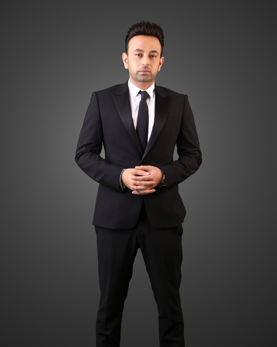 Executive presence isn’t just about appearance - it’s about clarity, confidence, and control over your decisions. 
The way you show up speaks before you do. Make sure it reflects where you’re going.

#Leadership #ExecutivePresence #CEOMindset #SuccessMindset #ProfessionalGrowth