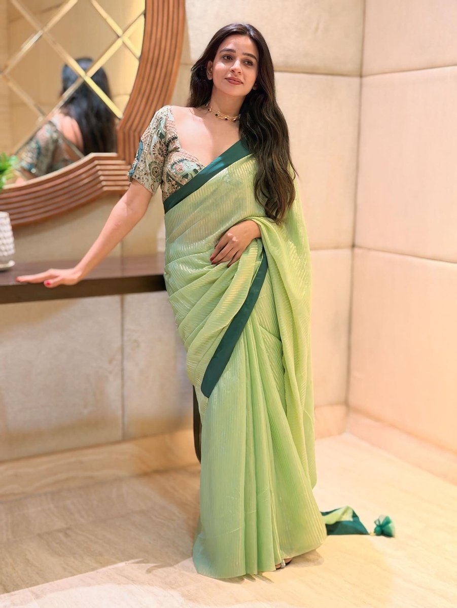 sh64894820's tweet image. #Divya