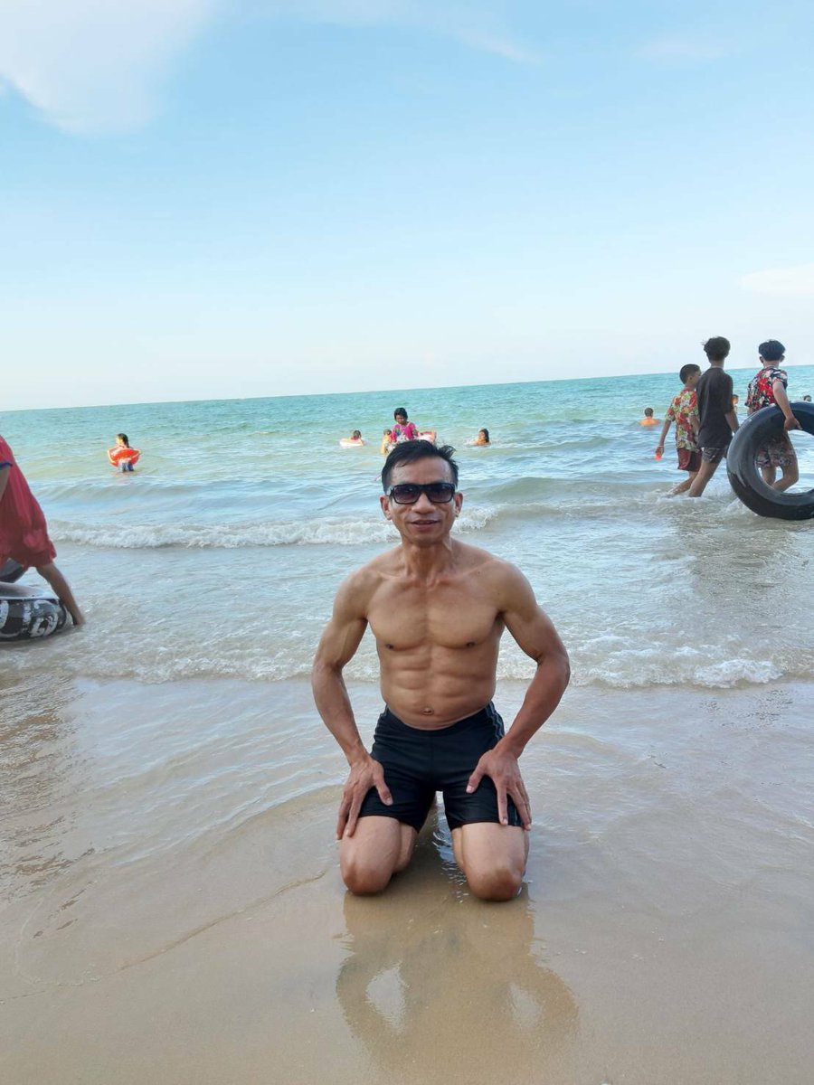 😈แอบส่อง👿 tweet media