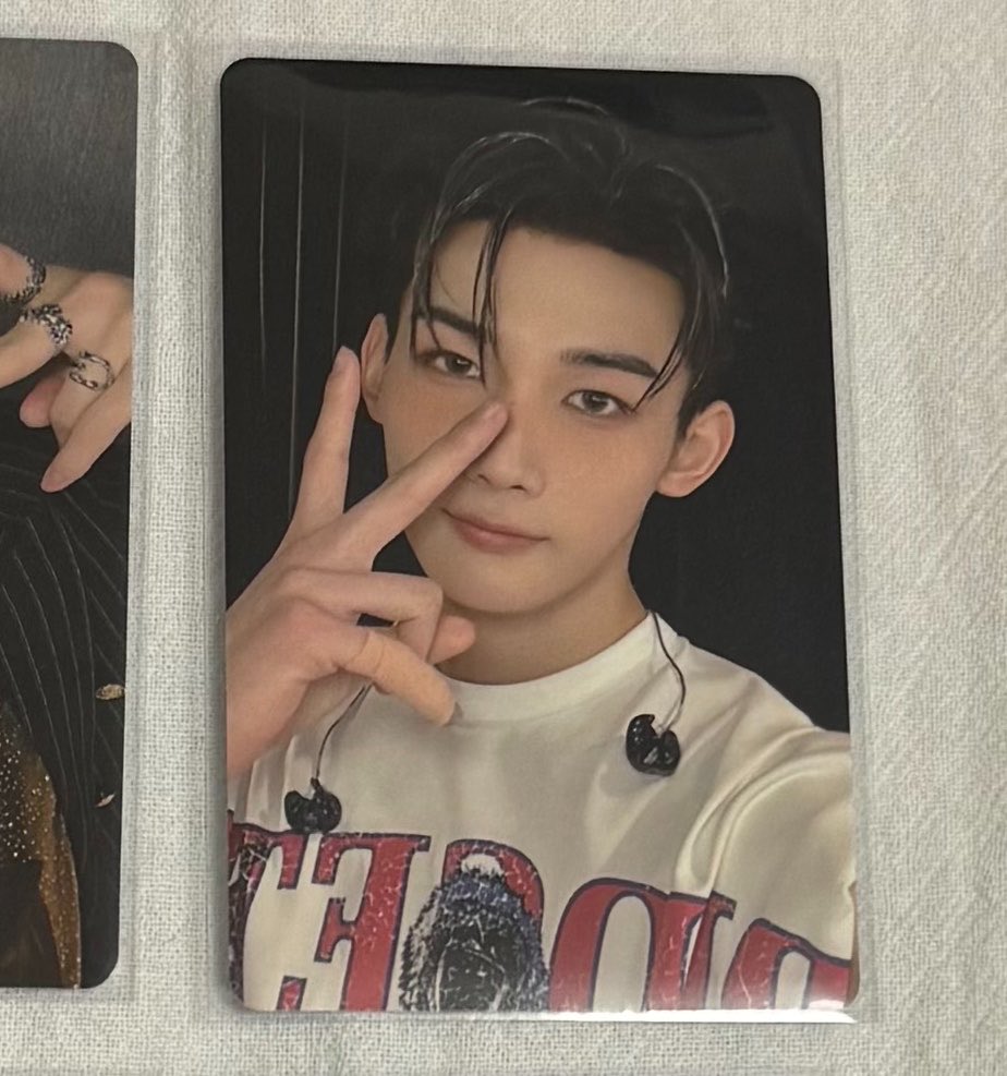 🍓🐈‍⬛ tweet media