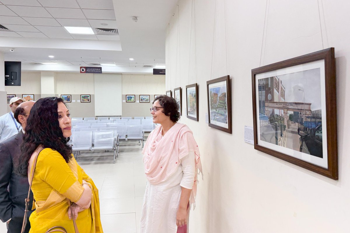 IccrPatna's tweet image. On the 3rd day of her visit to Bihar,  DG ICCR Smt. K. Nandini Singla visited ICCR Regional Office Patna and reviewed the office's functioning and cultural outreach. She also visited the #Passport Seva Kendra Patna, appreciating the #painting #exhibition “Patna Through Ink and