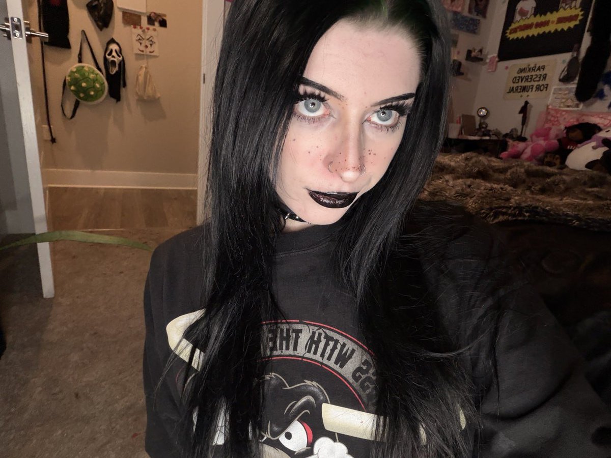 Rayyy💦 (@raygoths) / Posts / X