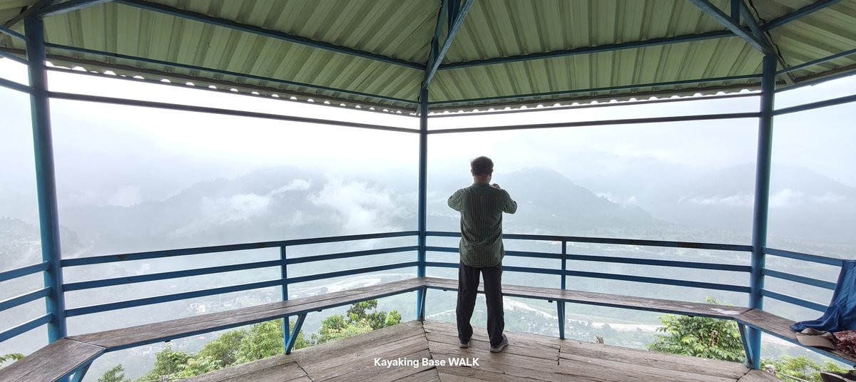 WALKadventurism's tweet image. Our hiking trail on the Indo-Bhutan border showcases the breathtaking #EasternHimalayan , Upper Dooars , Territory in Bhutan🇧🇹, inspiring not only new generation but the #elders to explore and protect this natural wonder. #hiking #trail #India🇮🇳 #Bhutan🇧🇹 #Rongo #WestBengal