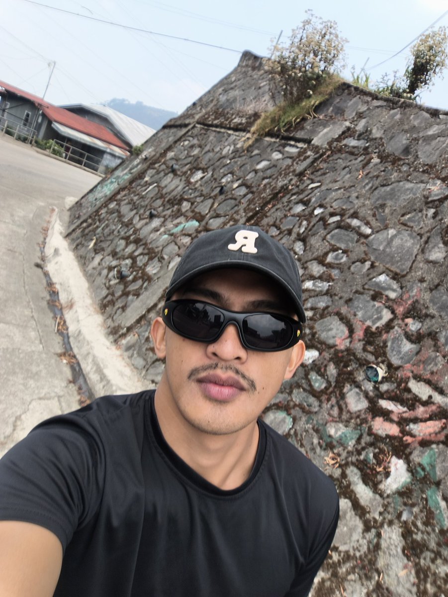 Rollyrcoster's tweet photo. wtg 🤔
#igorot #travel https://t.co/BtLsCHPqQI