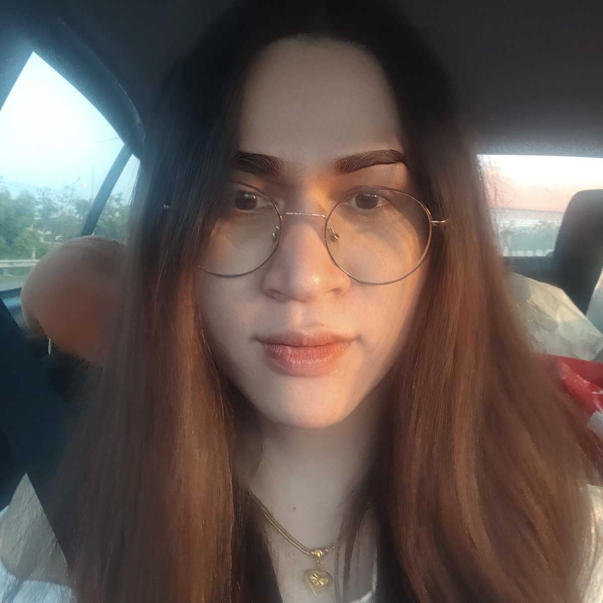 Note สาวสอง tweet media