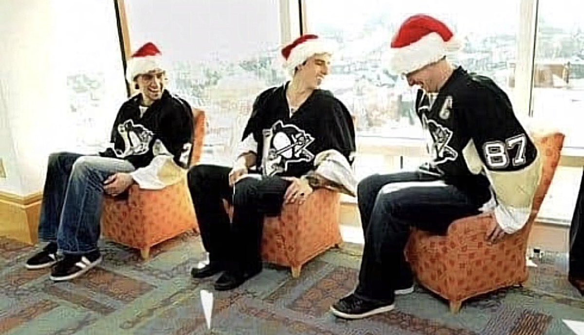 x - pluto | elmer söderblom pr manager tweet media