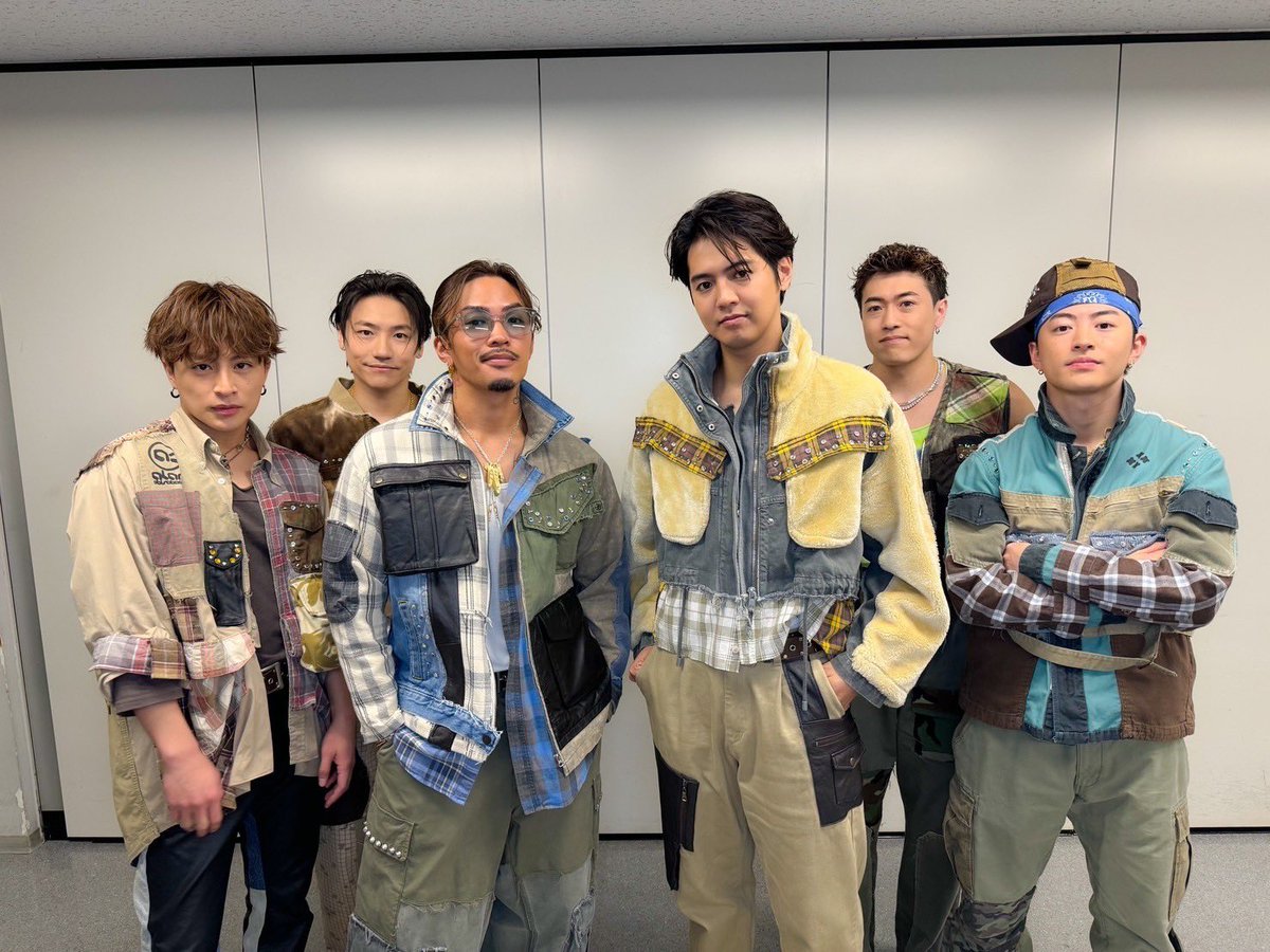 GENERATIONS' way to the World tweet media